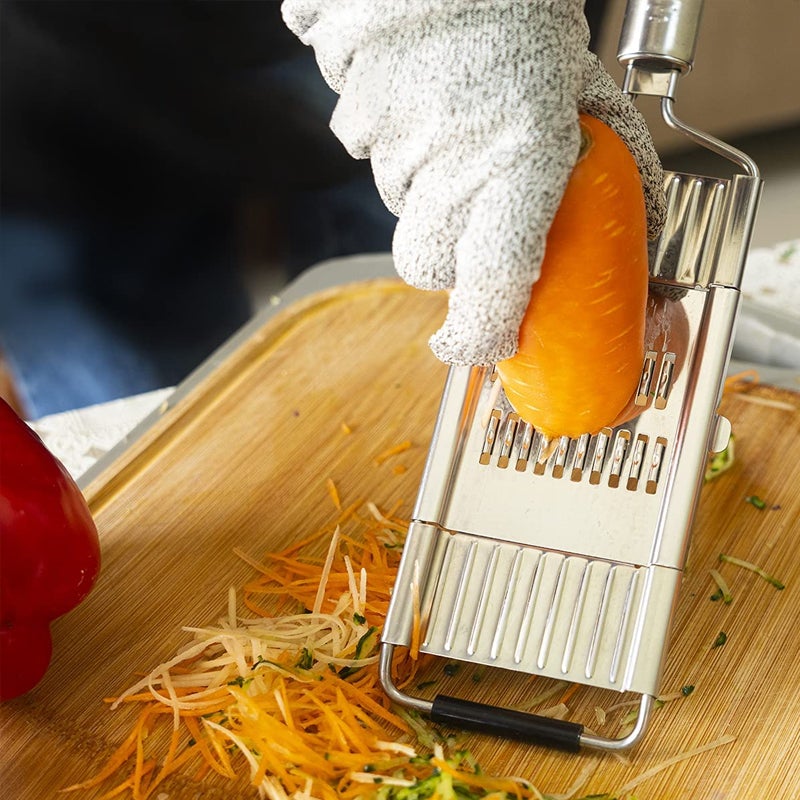 Multifunctional vegetable cutter