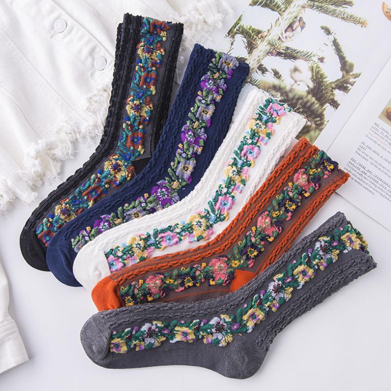 🌻Vintage Embroidered Floral Socks (5 pairs)